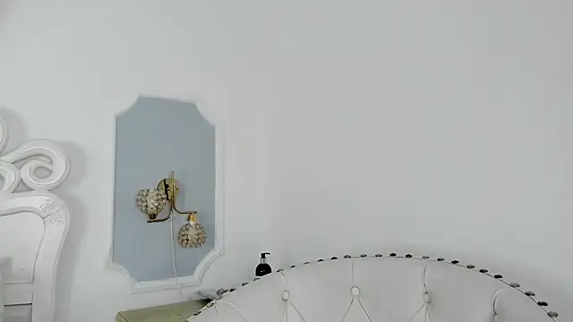 pinkmoon30 - Pinkmoon30's free webcam