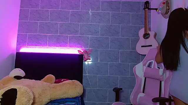 lolaa_0123 - Lolaa_0123's free webcam