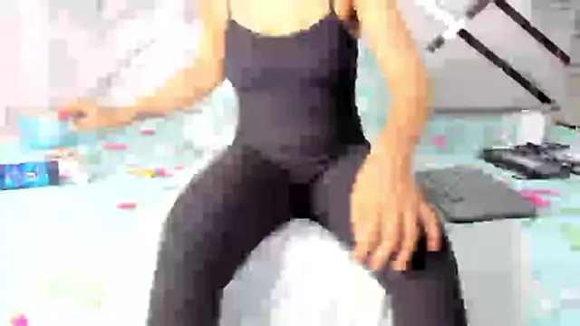 maybelline69 - Maybelline69's free webcam