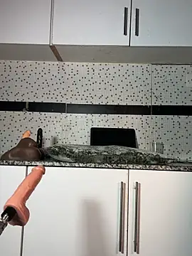 bella045 - Bella045's free webcam