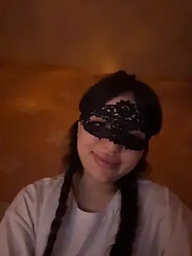 silkymira - SilkyMira's free webcam