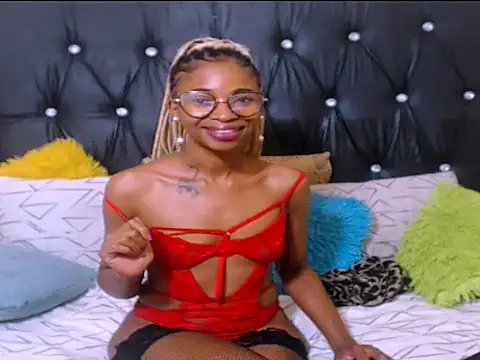 sassyyladykay - SassyyLadyKay's free webcam