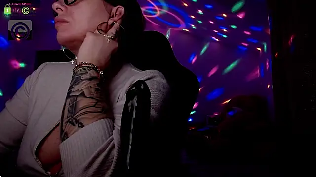 sonyadevon - SonyaDevon's free webcam