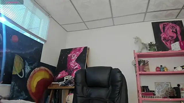 mariecam420 - Mariecam420's free webcam