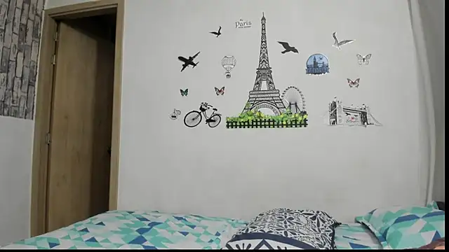 carlos_and_diana - Carlos_and_diana's free webcam