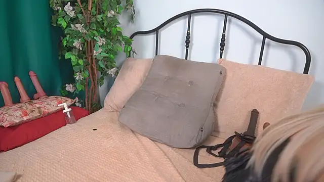 isadoradunkan - IsadoraDunkan's free webcam