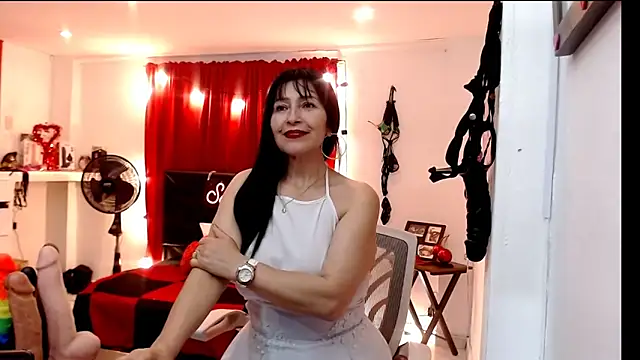 sarah_teiku - Sarah_teiku's free webcam