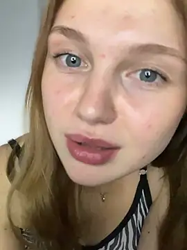 emaline_fane - Emaline_Fane's free webcam