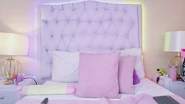 meganroseh - MeganRoseh's free webcam