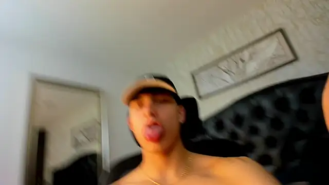 Lander_Cruz live sex cam