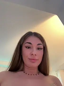 IsabellaEtthan's live cam