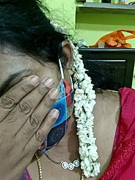 Webcam Model (Tamil_Mithra)  is live.Free join now!