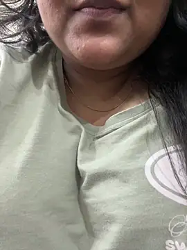 Webcam Model (radhikkaa)  is live.Free join now!