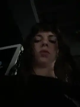 VioletaSubmissive live sex cam