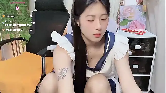 美女Yvonne-07在线直播