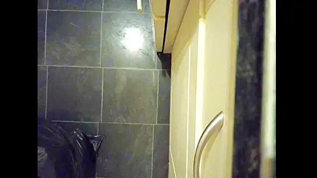 hairyuncut00 live sex cam