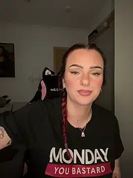 OliviaaFischer live sex cam