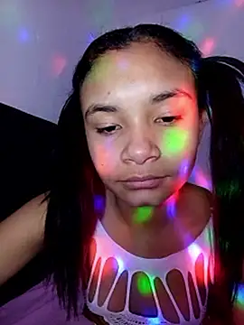 Webcam Model (liz7skinny) is live