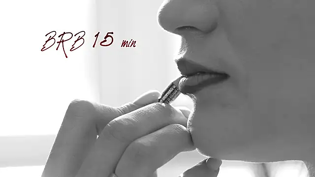 lisamooore (F young) - Lick the balls