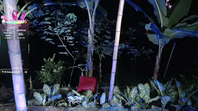 esmeralda_li (Ask my age) - naked outdoors on the motorcycle