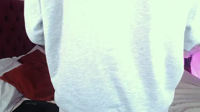 iwillfall (Ask my age) - Doggy pose 5 m