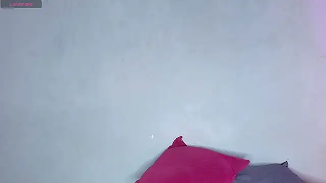 carolinagomez_ (F young) - Finger inside