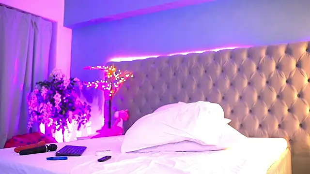 nataliedelices (F young) - make it wettt