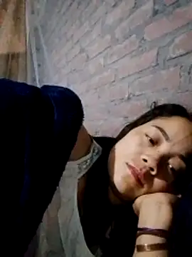 molly-xx - Molly-xx's free webcam - UK Sex Cams