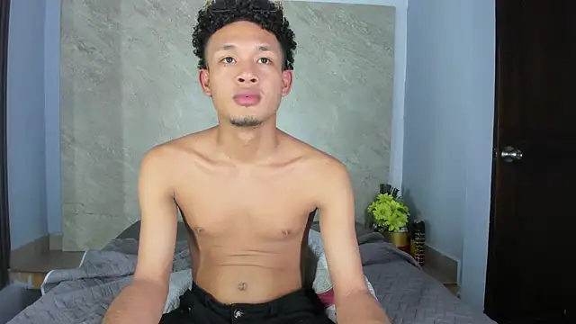 matheoo-23 (M twink) - Good day Matheo