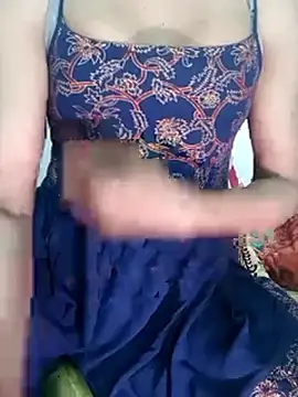 crossdres (Ask my age) - OPNE PANIC WITH RING