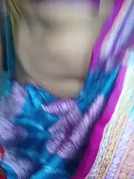 Ur_Lishaa's live cam