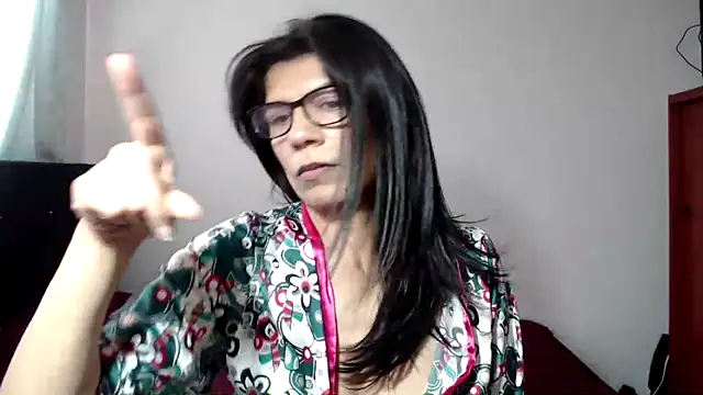 abrilsex23 - Abrilsex23's free webcam