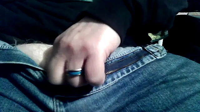 oldmanphlwiss (M grandpa) - #american #bisexuals #blondes #cam2cam #chunky #grandpas #hairy #hairy-armpits #handjob #masturbation #middle-priced-privates #mustache #office #sex-toys #small-audience #small-cock #striptease #twerk #white