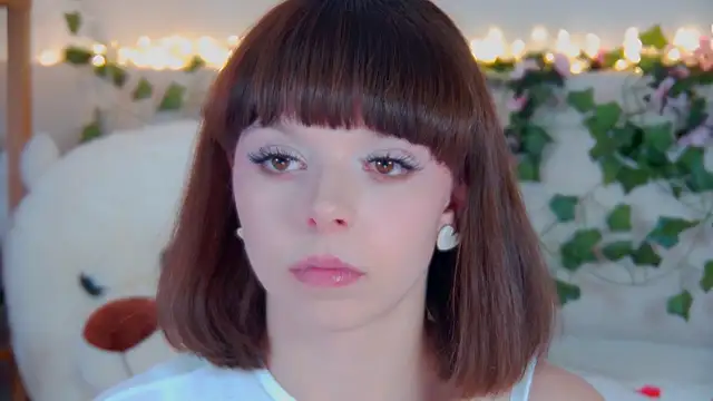 elisabethdavis (F teen) - TICKET TO THE BURLESQUE SHOW