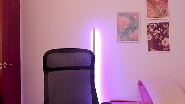 canellegarces - CanelleGarces's free webcam - UK Sex Cams