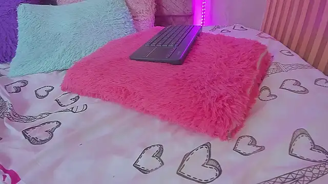 lovely__kiss__ (F teen) - Show Cum