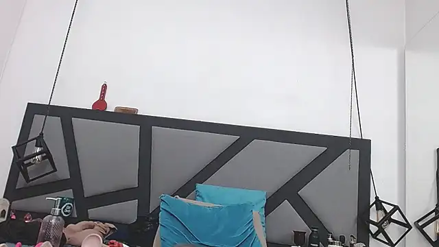 chanel_grant - Chanel_grant's free webcam - UK Sex Cams