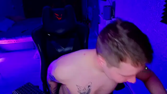 karl_night_ - Karl_Night_'s free webcam - UK Sex Cams