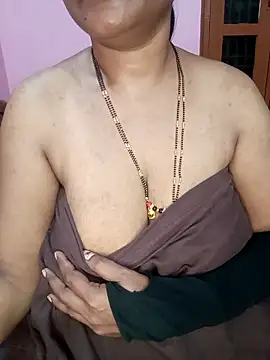 kannadatamiltelugubeauty (F milf) - Nipples show