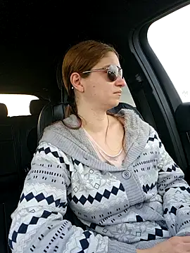 mercedeswoman8 - Mercedeswoman8's free webcam - UK Sex Cams