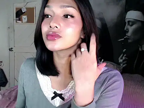 itsmekarinaaa live sex cam