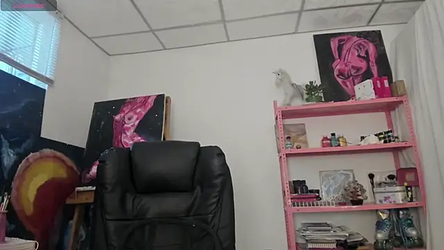 mariecam420 - Mariecam420's free webcam - UK Sex Cams