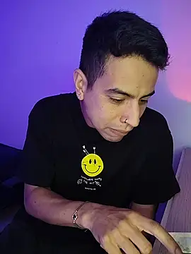 juann-cock - Juann-cock's free webcam - UK Sex Cams