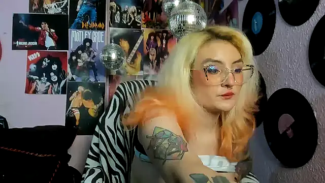 avril_maria - Avril_Maria's free webcam - UK Sex Cams