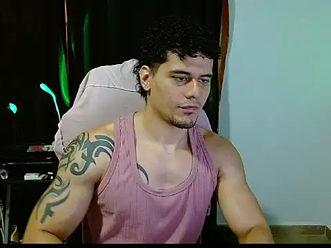 logan0626 - Logan0626's free webcam - UK Sex Cams