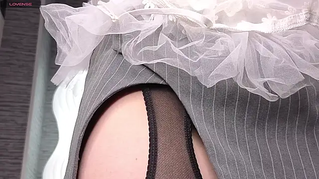 ethalbuffkin (F teen) - Underboob teasing <3