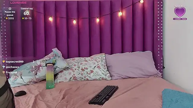 littleaprill (F young) - 🔥RIDE DILDO🔥