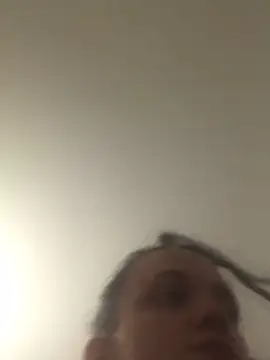 leonieclaire (F teen) - Finger Blowjob Tongue Out 🥰