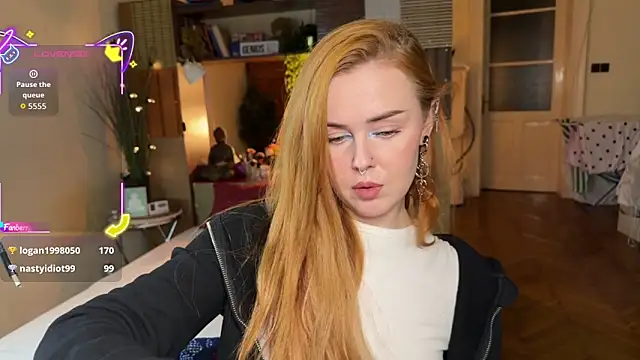 sargonium999 (F young) - LET'S FUN