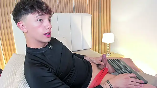 tomy_rox - Tomy_Rox's free webcam - UK Sex Cams